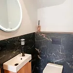 Ostoja Lux 7 Apartment