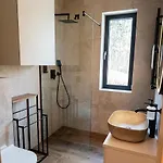 Ostoja Lux 7 Apartment *