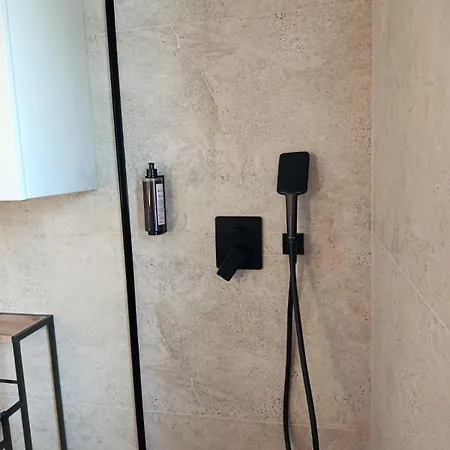 Ostoja Lux 7 Apartment